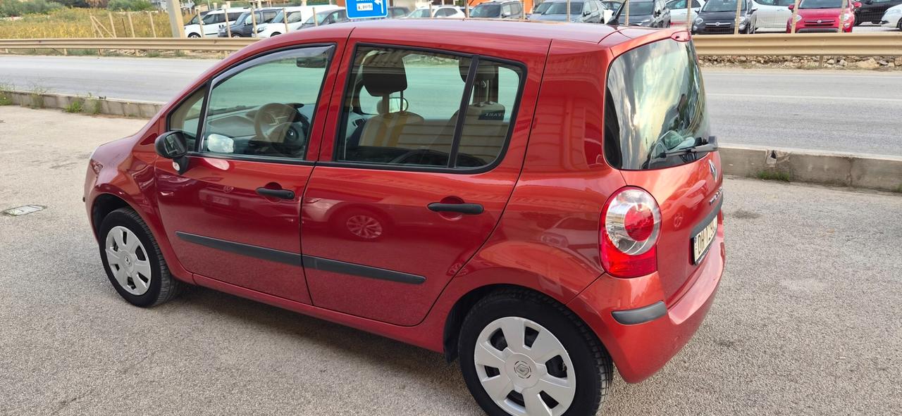 Renault Modus 1.2 16V Dynamique