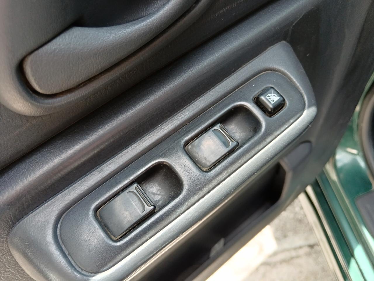 Suzuki Jimny 1.5 DDiS 65CV 4WD - 2004