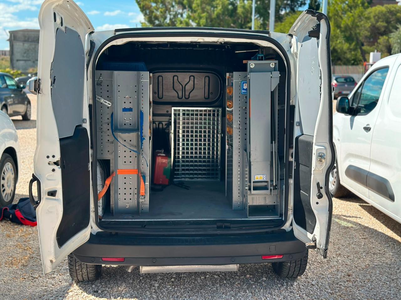 Fiat Doblò Cargo 1.4 Natural Power Lamierato SX