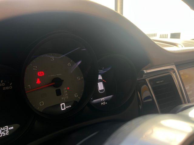 PORSCHE Macan 3.0 S Diesel tetto panoramico apribile da ?419,00