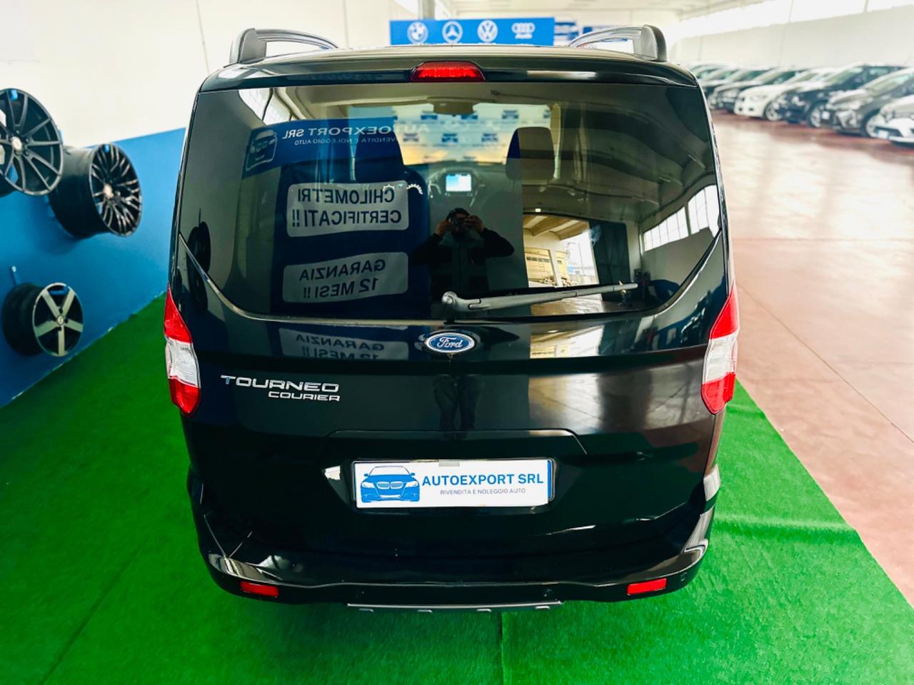 Ford Tourneo Courier 1.5 TDCI 75 CVSport/2019/okneopatenti