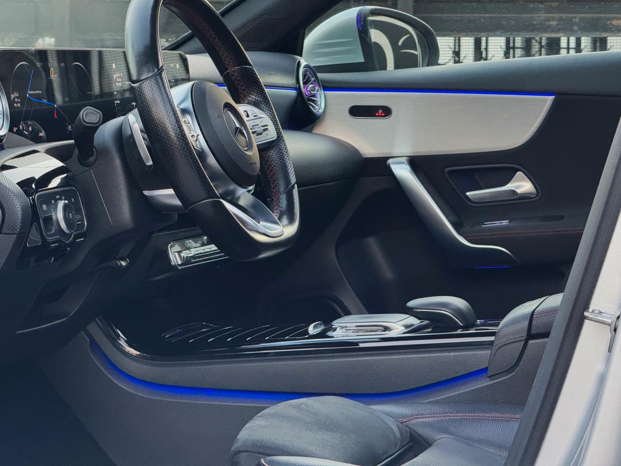 Mercedes-Benz A 180 d Premium AMG TETTO BURMESTER