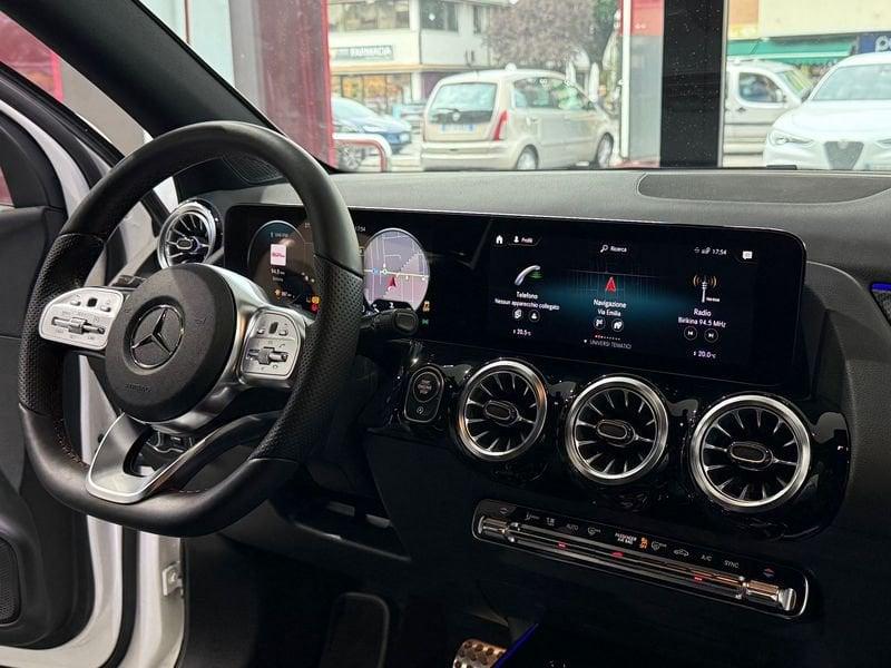 Mercedes-Benz GLA GLA 200 Automatic Premium