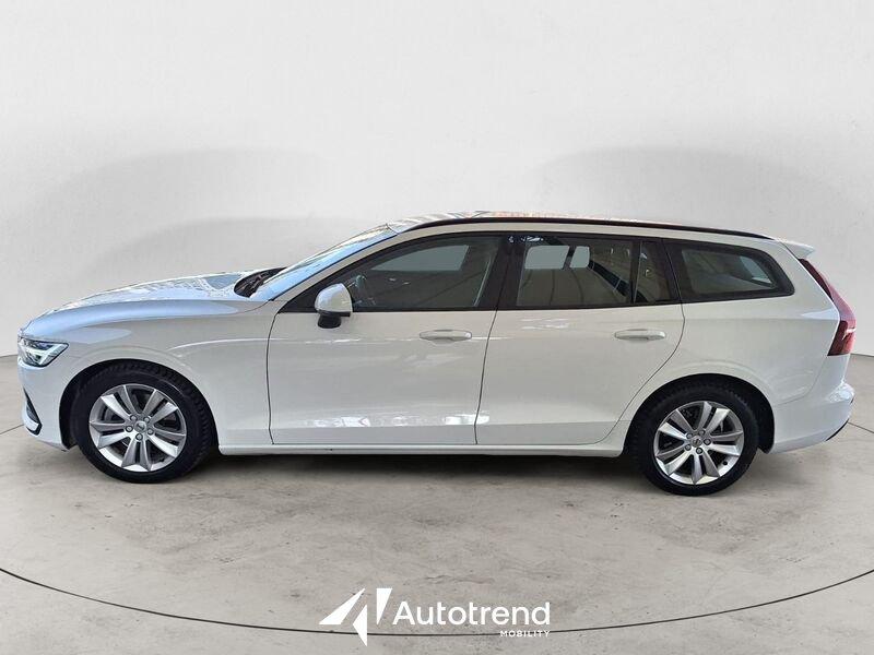 Volvo V60 B4 197+14 CV Mild Hybrid Diesel Automatica Momentum Business