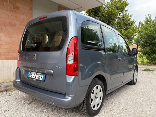 PEUGEOT Partner Tepee 1.6 HDi 110CV Outdoor