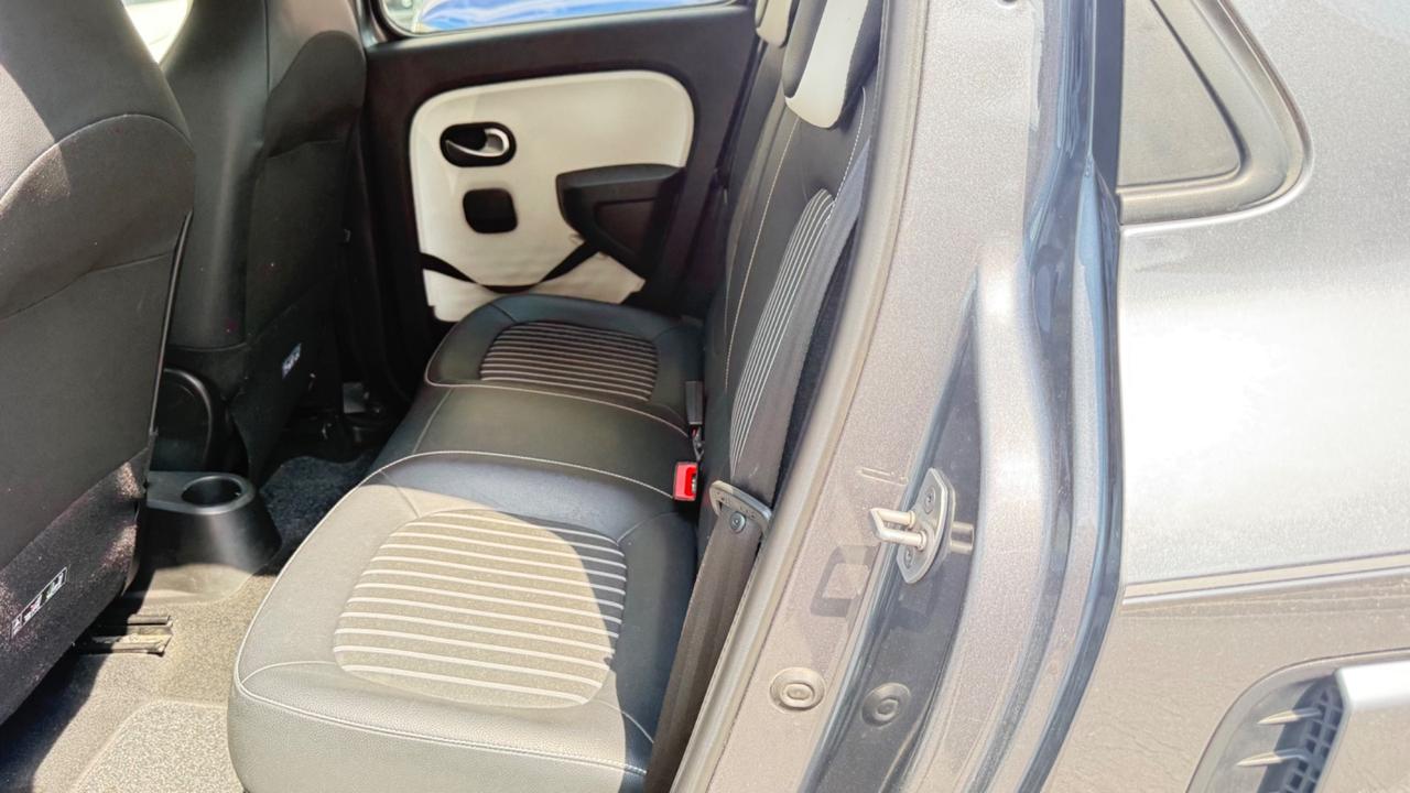 Renault Twingo TCe 95 CV Intens LED NAVI KAMERA PELLE PDC BLUETOOTH CERCHI 16 CLIMA AUTOMATIC