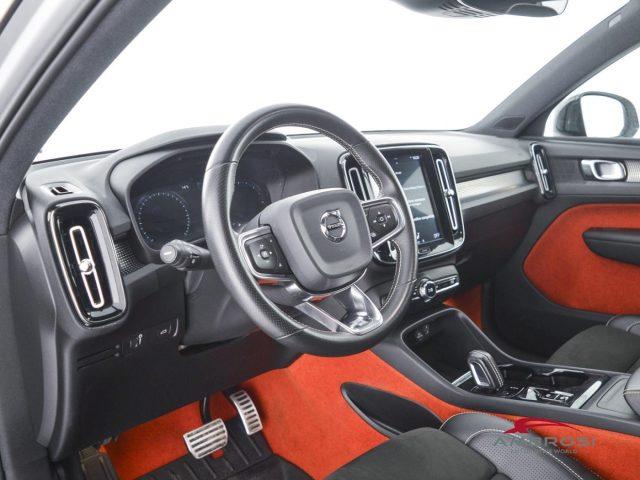 VOLVO XC40 B4 AWD Geartronic R-design