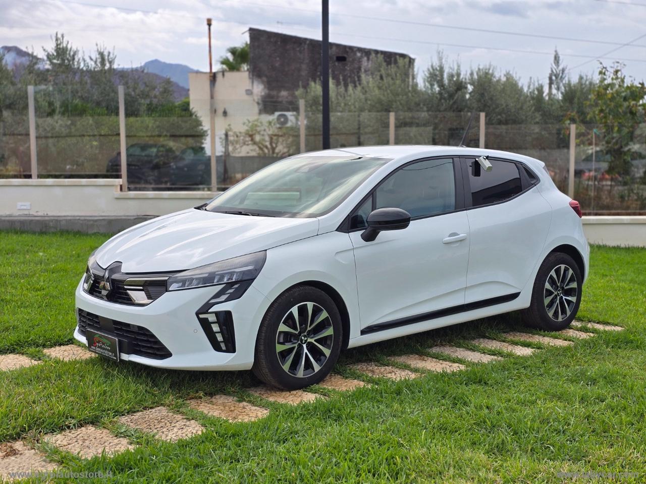 MITSUBISHI Colt 1.0L turbo 90 CV Invite