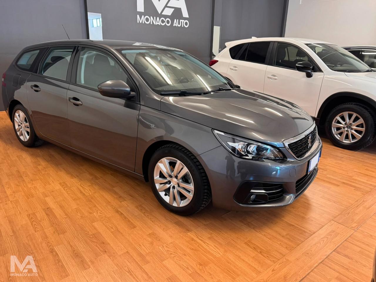 Peugeot 308 BlueHDi 130CV Business 2020