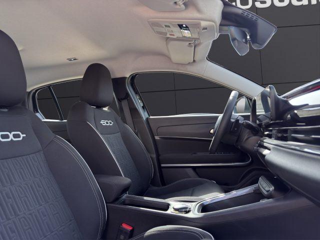 FIAT 600 Hybrid 145 CV DCT MHEV Icon