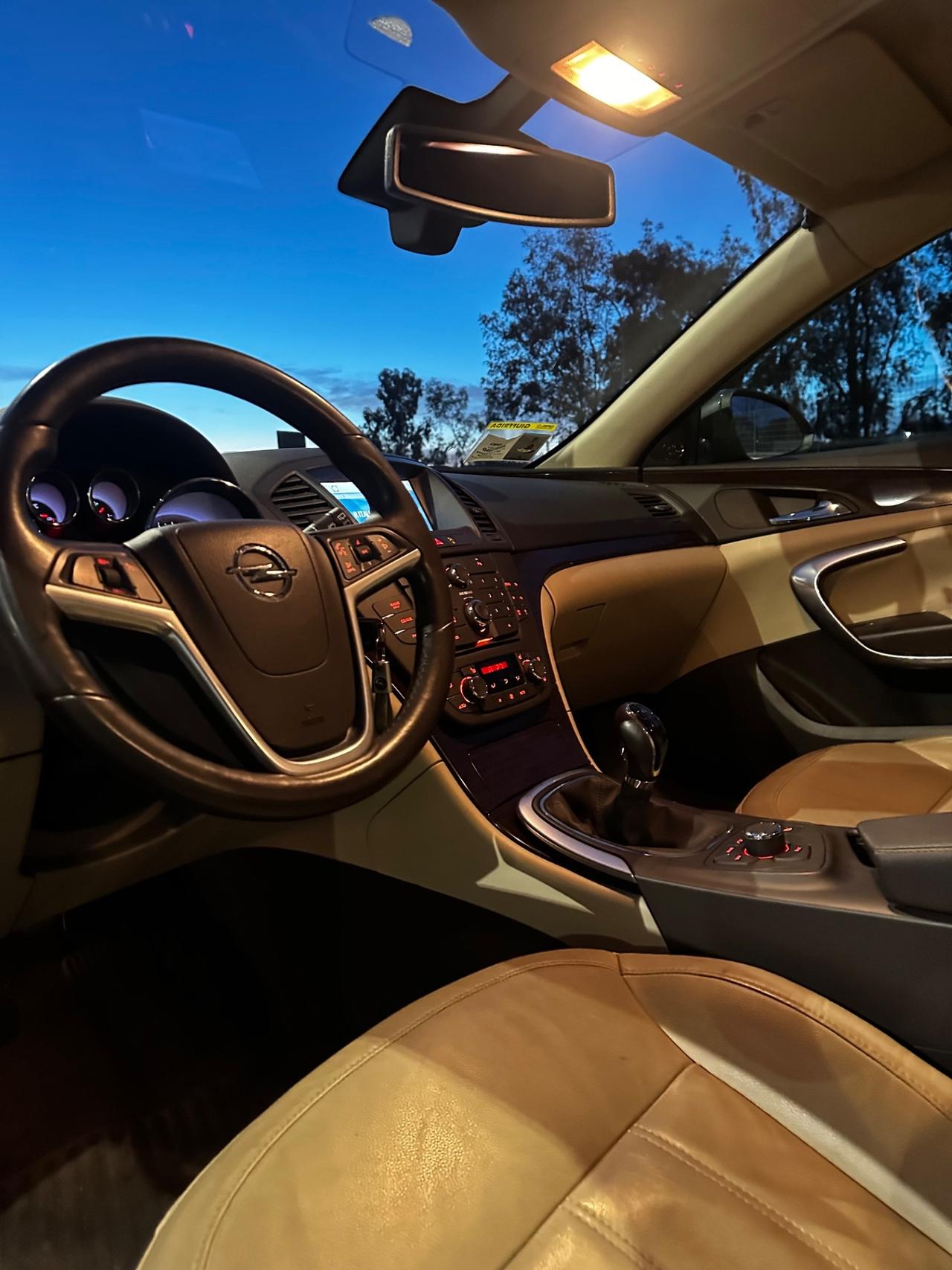 Opel Insignia 2.0 CDTI Sports Tourer Cosmo