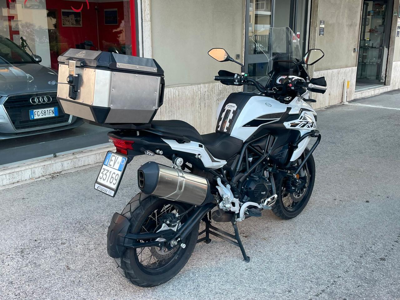 Benelli TRK 502