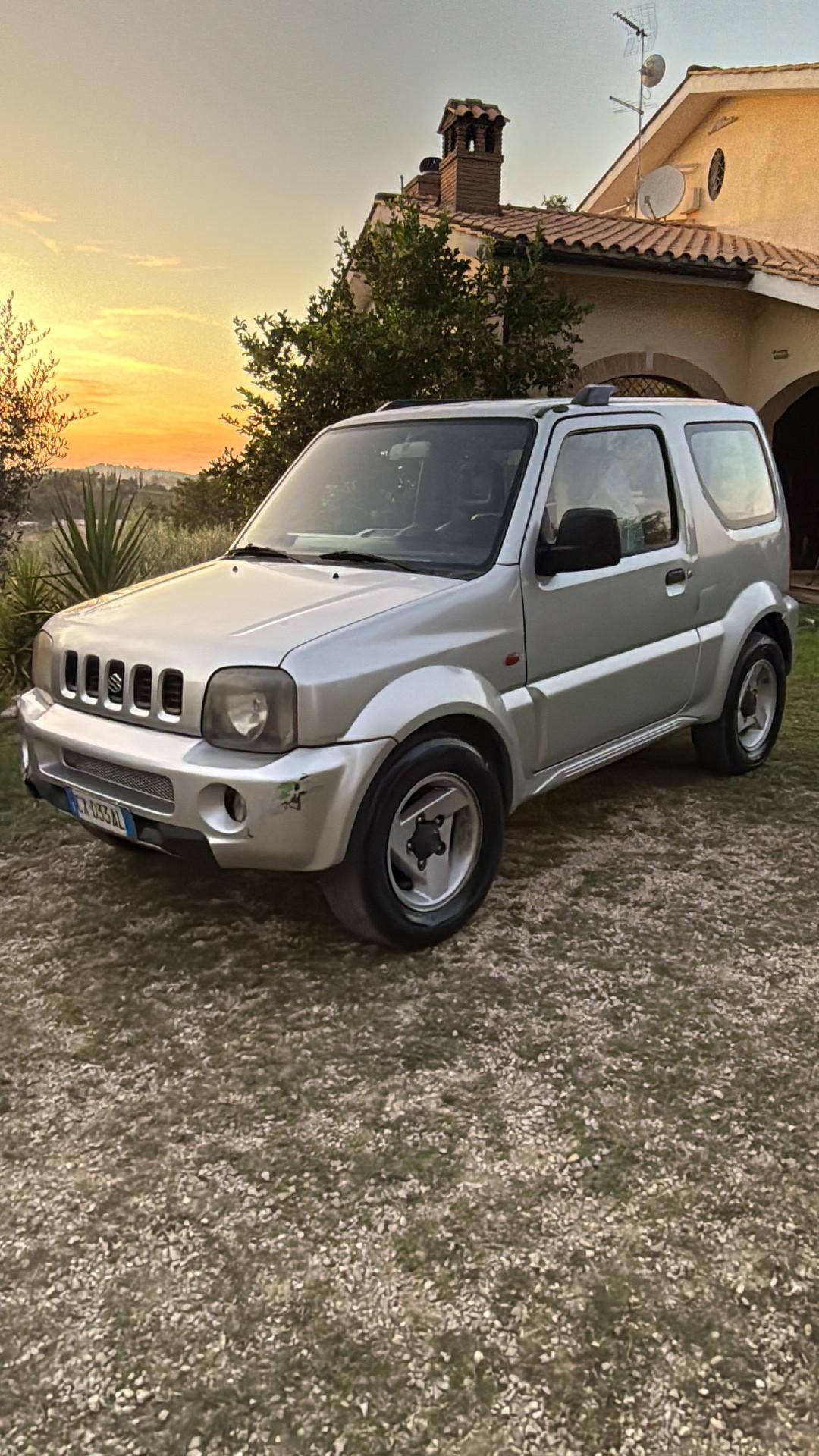 Suzuki Jimny 1.3i 16V cat 4WD JLX Mode