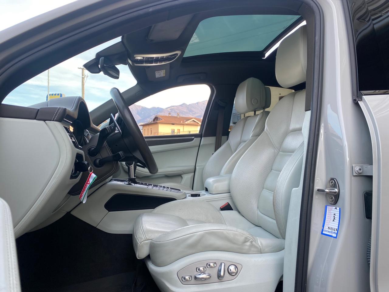 Porsche Macan 2.0 pdk GESSO TETTO 21” FULL