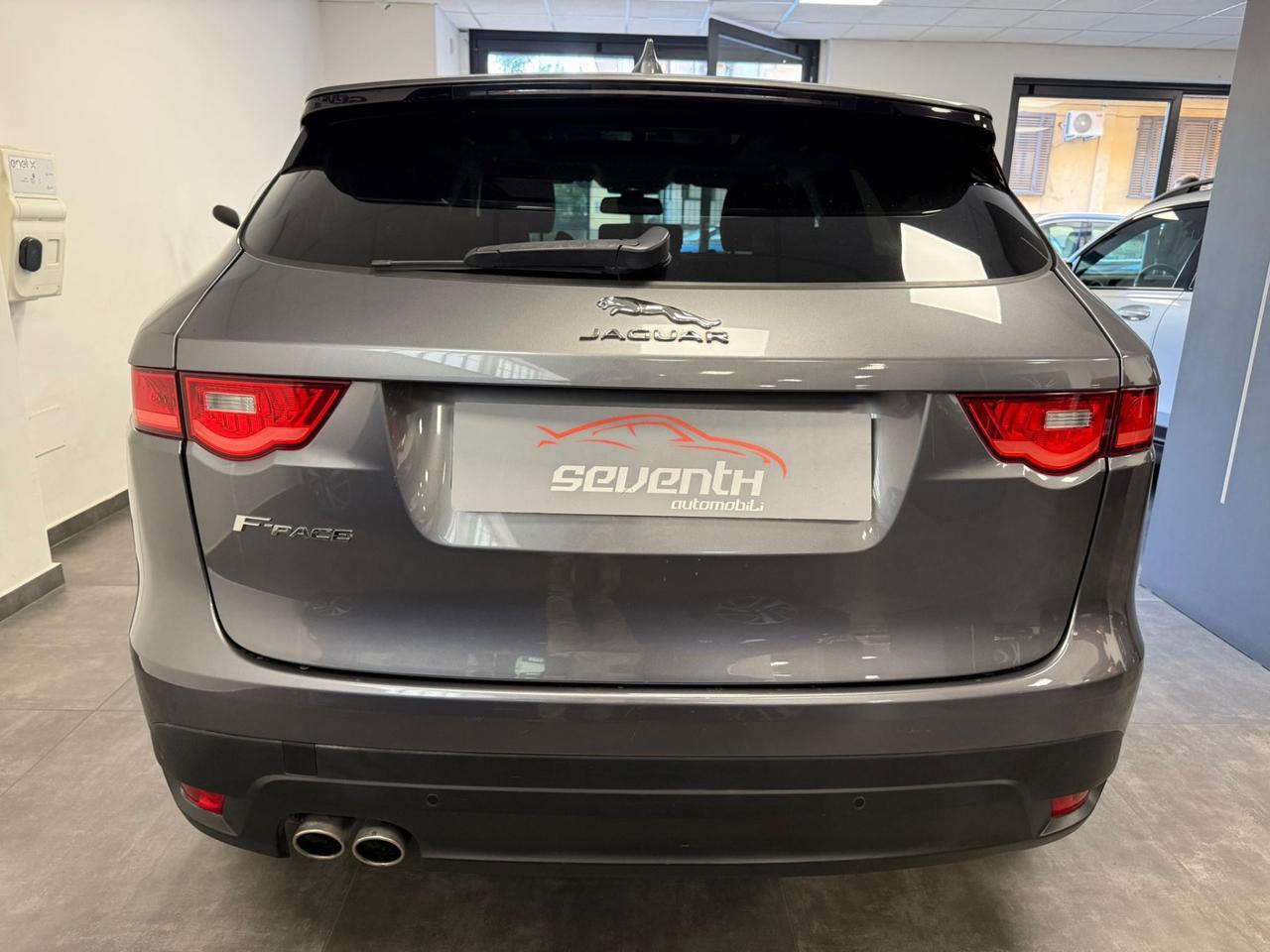 Jaguar F-Pace 2.0 D 180 CV R-Sport