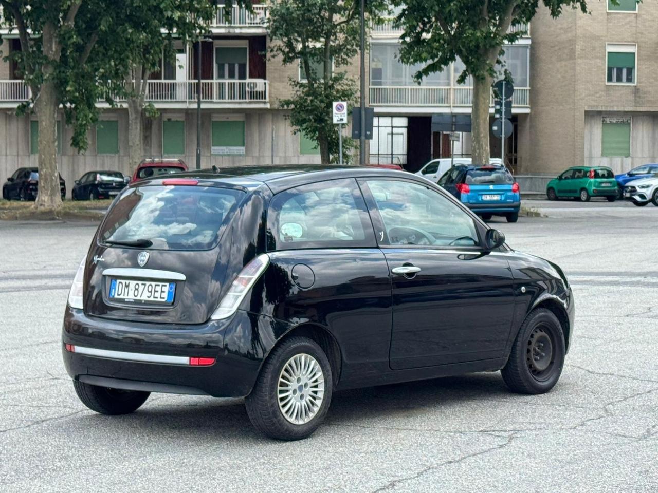 Lancia Ypsilon 1.2 Argento