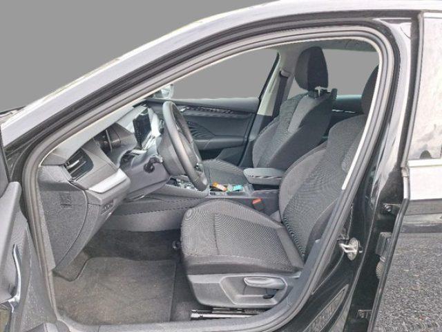 SKODA Octavia Wagon 1.5 G-TEC DSG Executive Navi, solo 9000km!