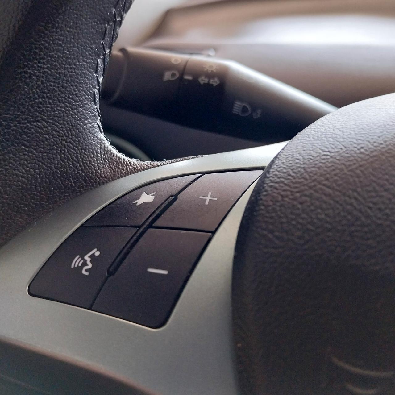 Lancia Ypsilon 1.0 FireFly 5 porte S&S Hybrid Platino