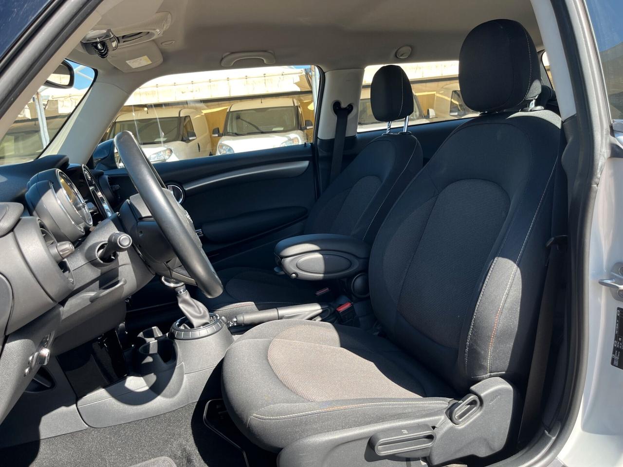 MINI Cooper D 1.5 116CV 3p Automatica Hype SPORT