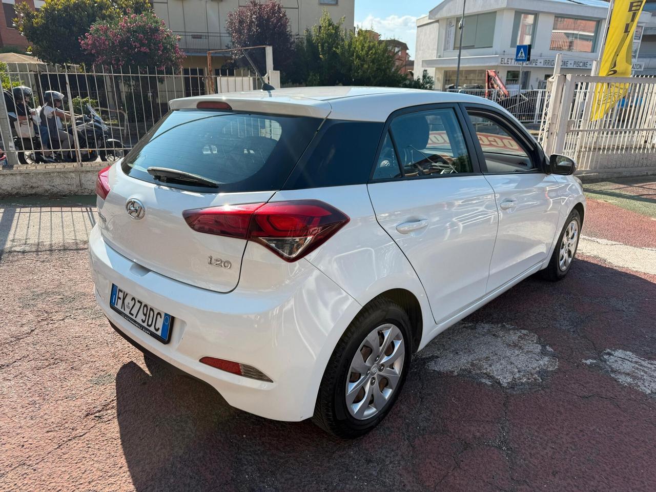 Hyundai i20 75cv EURO 6 *RUOTINO DI SCORTA