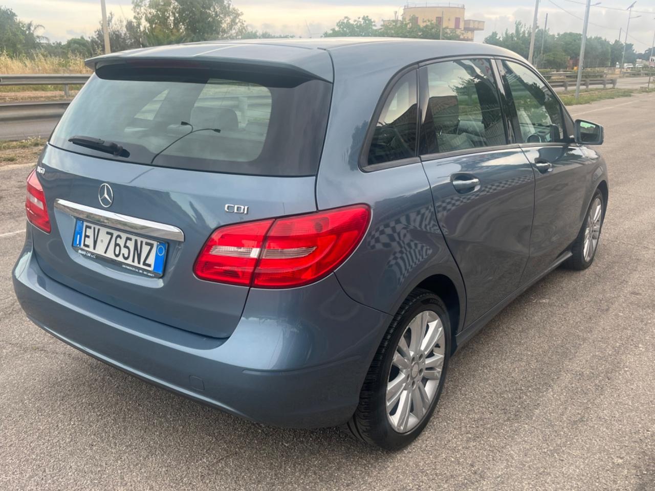 Mercedes-benz B 160 CDI Premium Unipro 2014