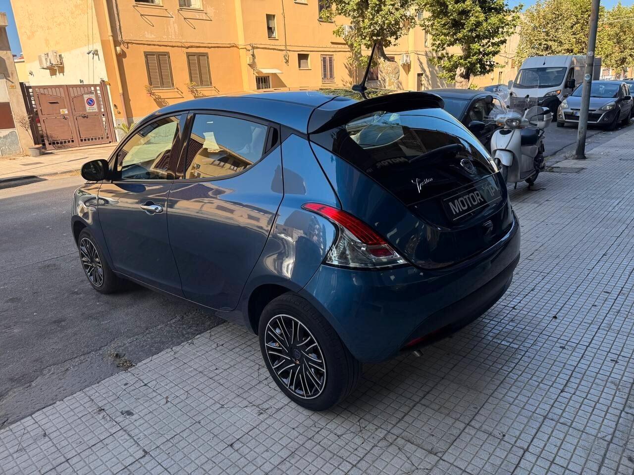 Lancia Ypsilon 1.0 FireFly HYBRID – UNICO PROPRIETARIO