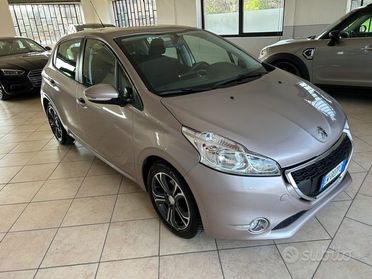PEUGEOT 208 PureTech 82 5 porte Allure