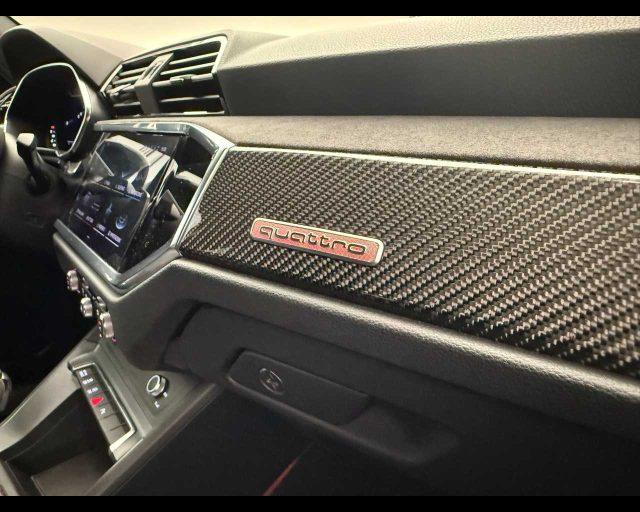 AUDI RS Q3 SPB quattro S tronic