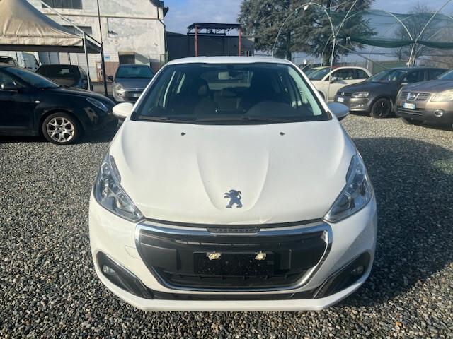 Peugeot 208 PureTech 82 5p. GPL Access