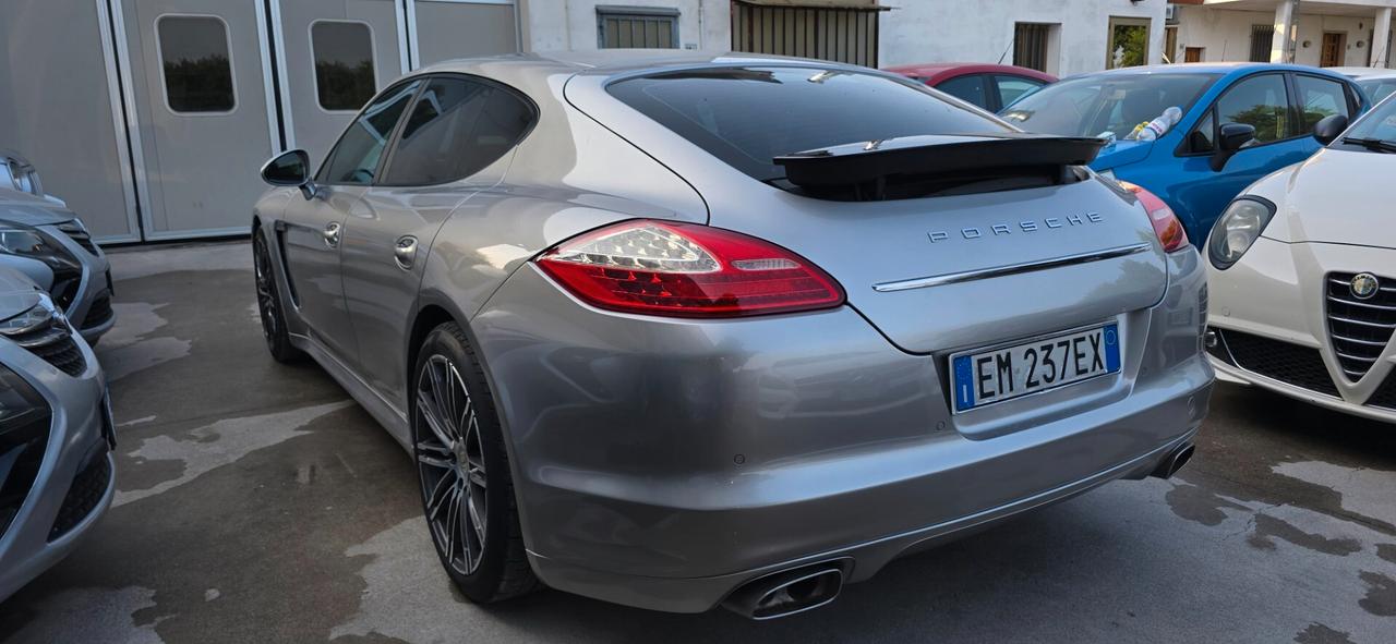 Porsche Panamera 3.0 Diesel Platinum Edition