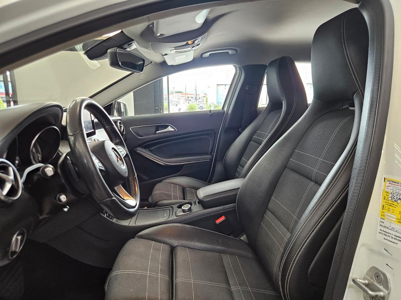 Mercedes-benz GLA 200 d Automatic Sport - NEOPATENTATI