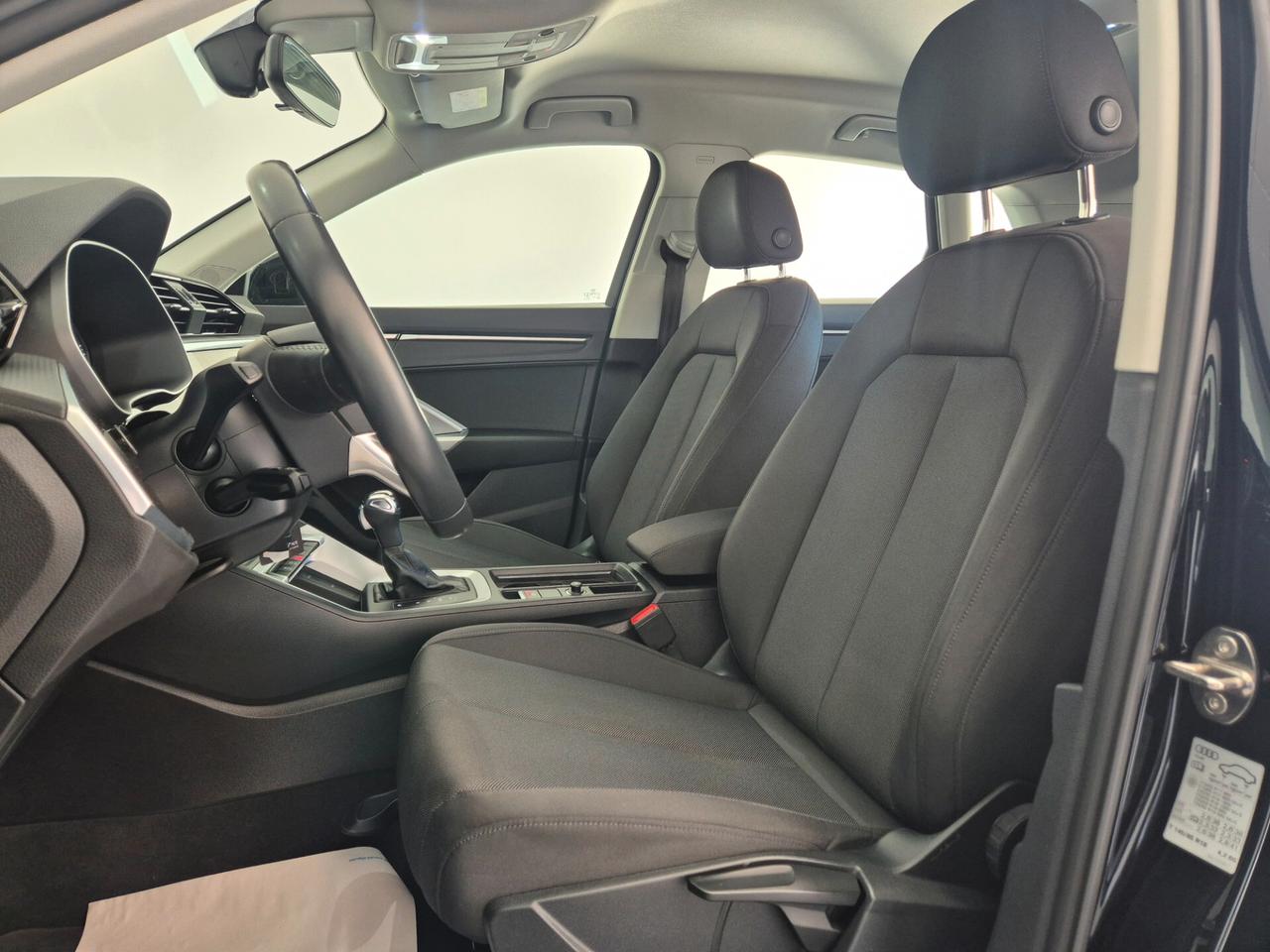 Audi Q3 35 2.0 TDI Business S-tronic