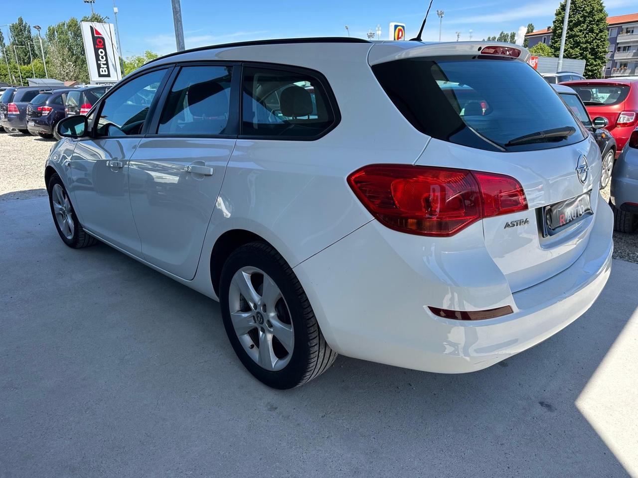 Opel Astra 1.7 CDTI 110CV Sports Tourer Elective