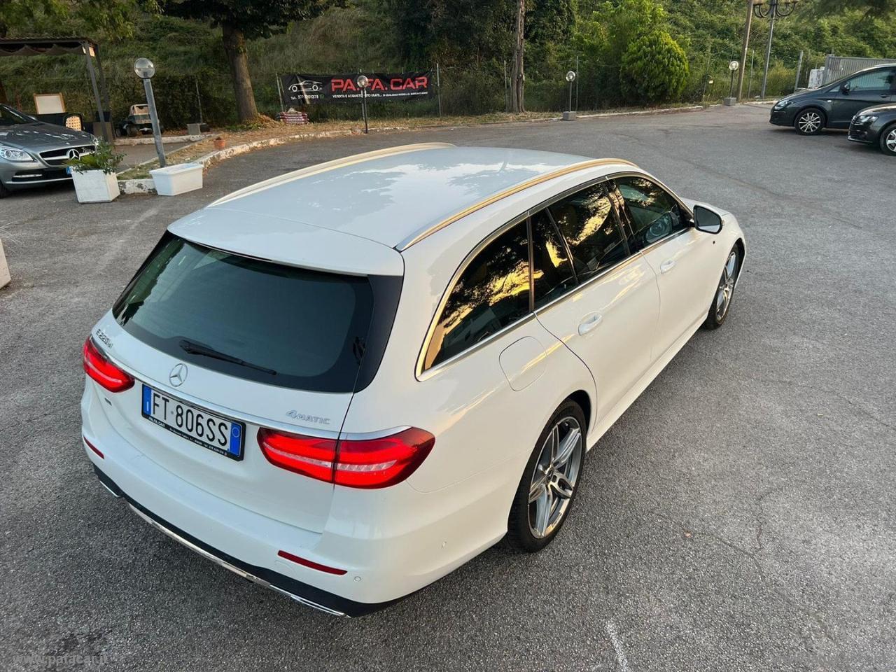 MERCEDES-BENZ E 220 d S.W. Auto Premium