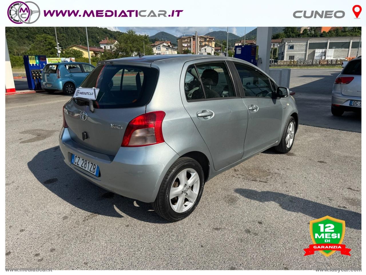 TOYOTA Yaris 1.0 5p. Sol