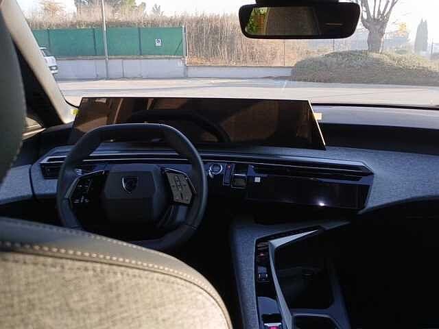 Peugeot 3008 Hybrid 136 e-DCS6 Allure