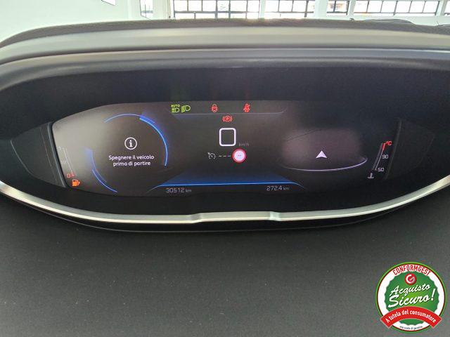 PEUGEOT 3008 PureTech Turbo 130 S&S Allure Pack