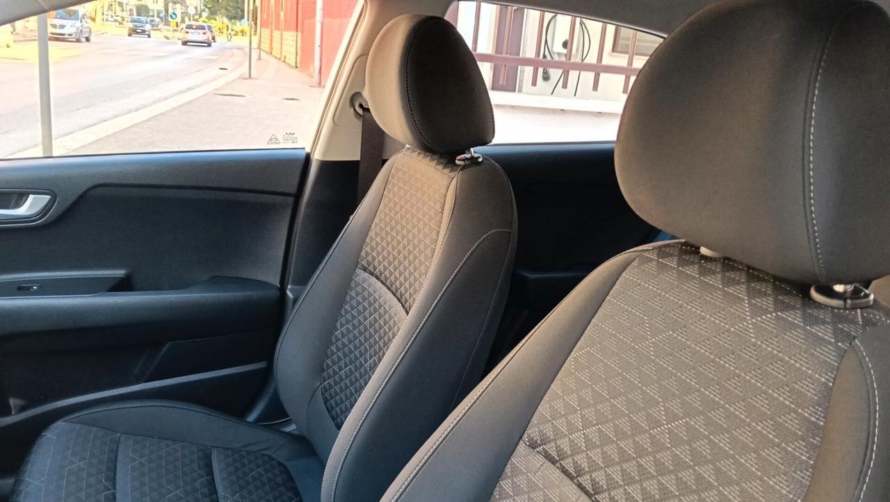 KIA RIO 1.2 B/GPL-CASA MADRE-2022