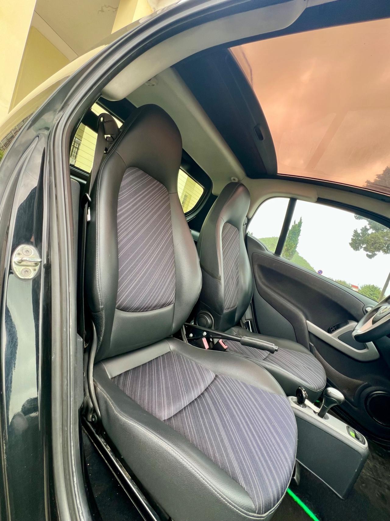Smart ForTwo 1000 52 kW MHD coupé pulse Acc.Permute