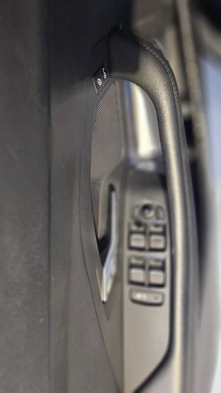 Jaguar E-Pace 2.0d i4 R-Dynamic awd 180cv auto