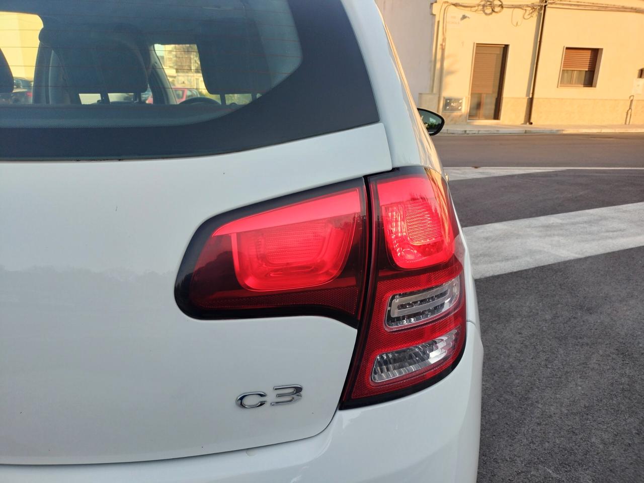 Citroen C3 1.4 HDi 70 DeeJay edition