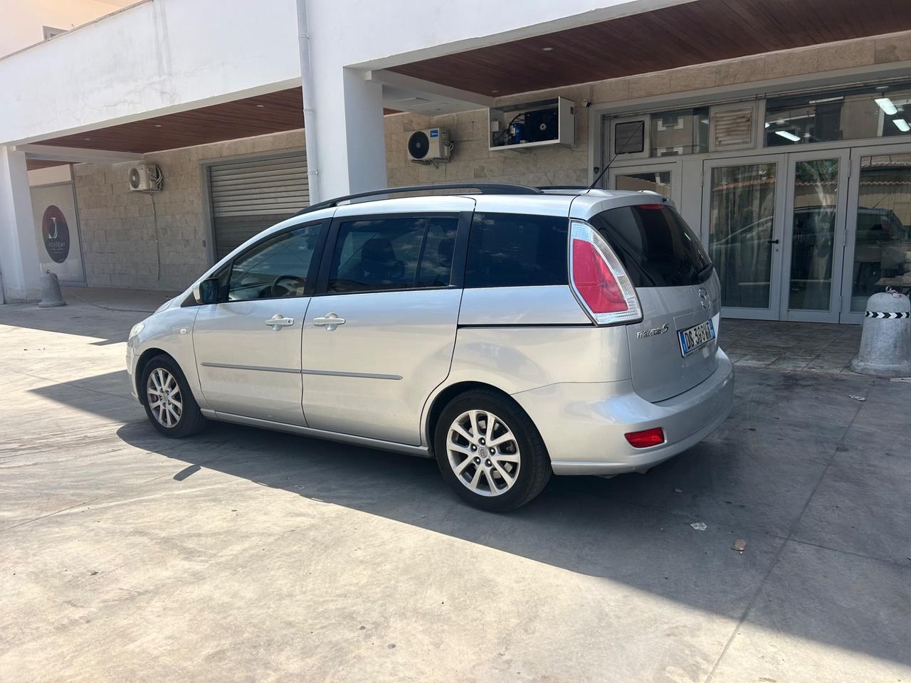 Mazda 5 Mazda5 2.0 7 POSTI