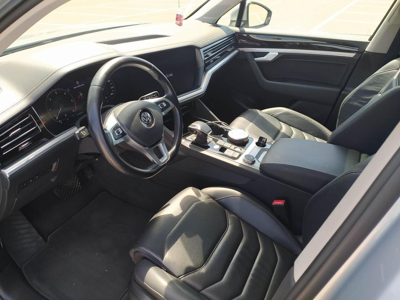 Volkswagen Touareg Advanced 3.0 V6 TDI #6170