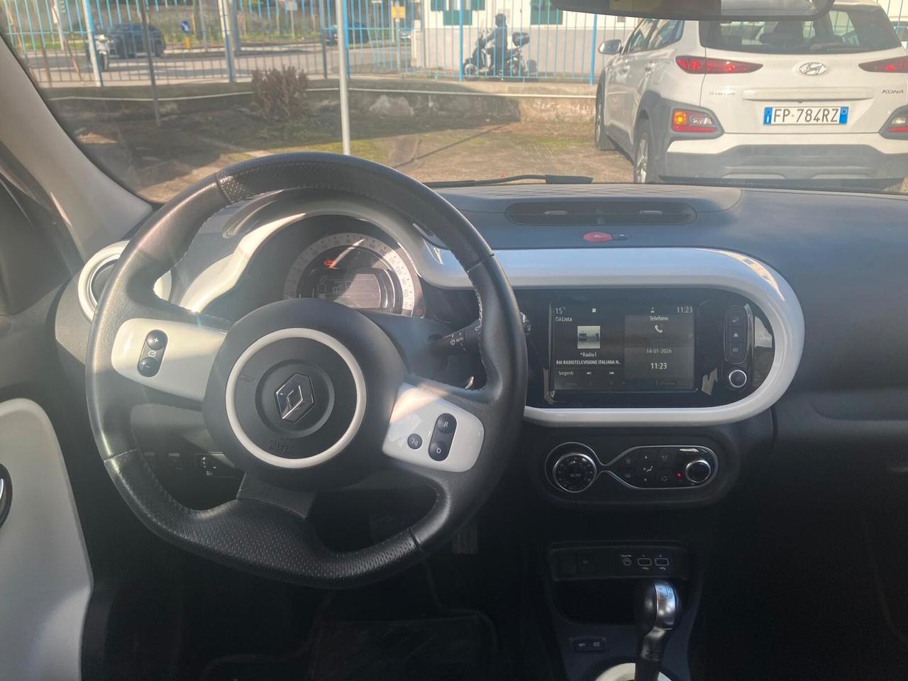 RENAULT TWINGO Electric 22KWH Zen