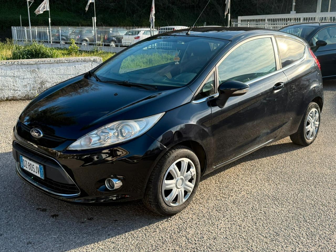 Ford Fiesta 1.4 TDCi 68CV 3 porte Titanium