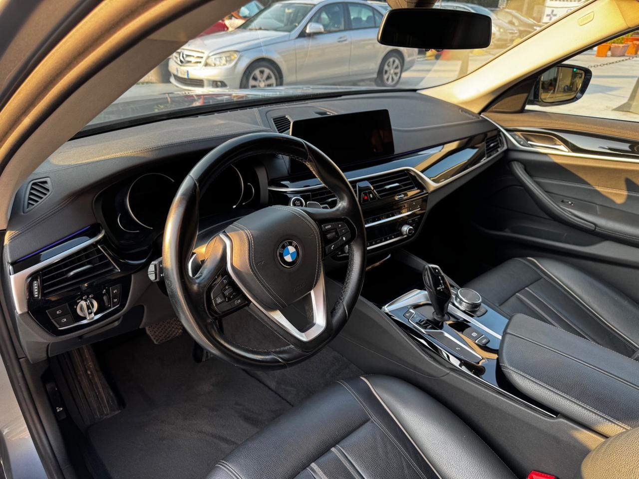 Bmw 520 520d xDrive Touring Luxury