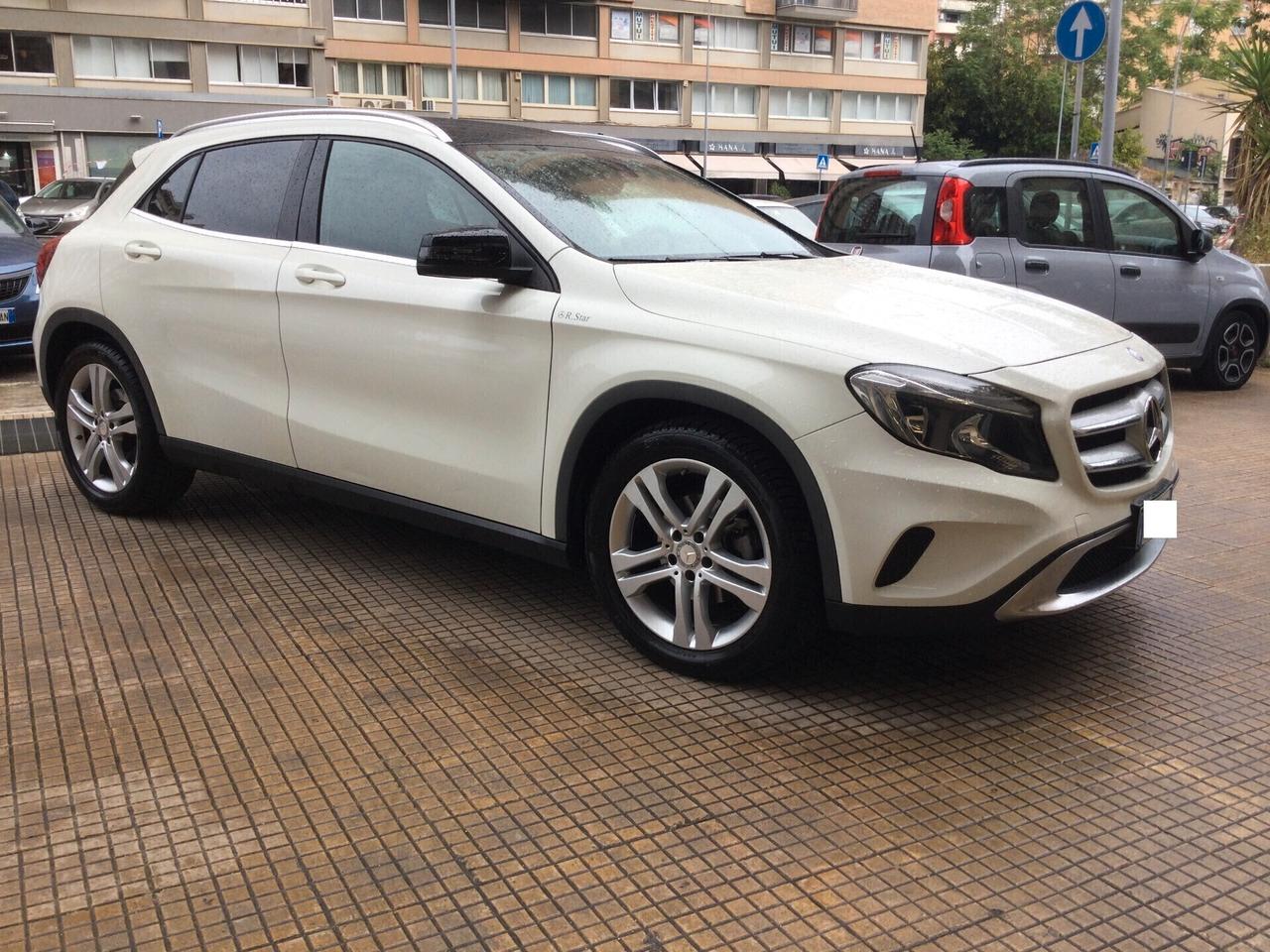 Mercedes-benz GLA 180 d Automatic Premium