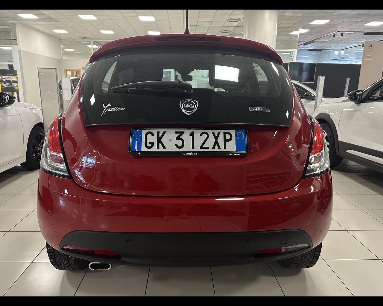 LANCIA Ypsilon 3ª serie - Ypsilon 1.0 FireFly 5 porte S&S Hybrid Ec