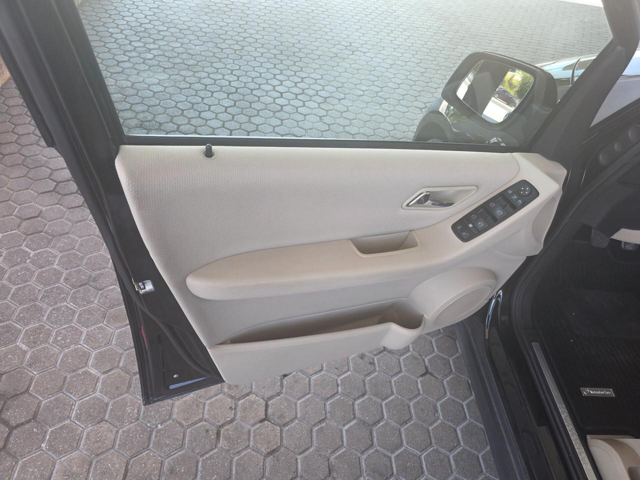 Mercedes-benz A 160 Neo patentati