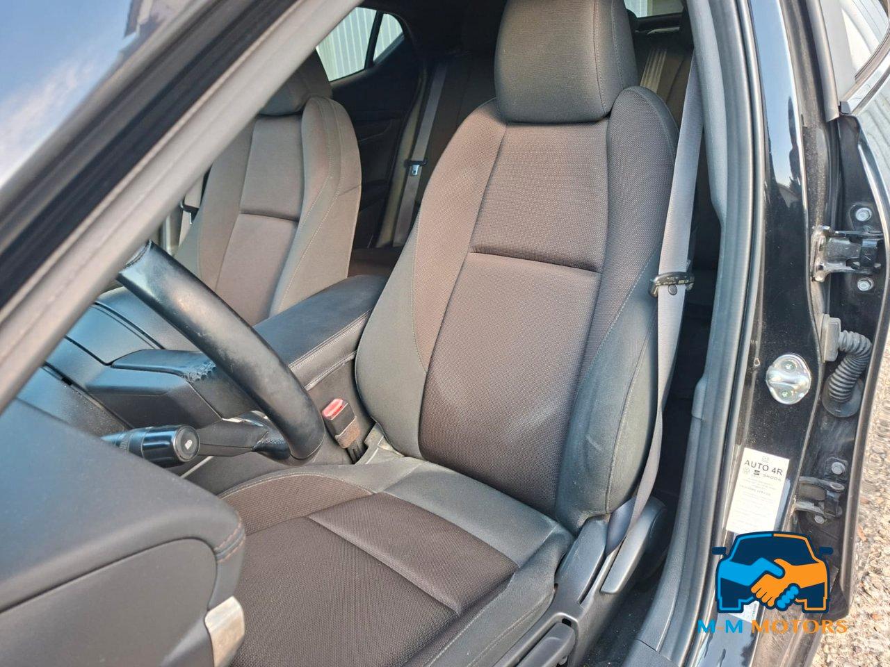 Mazda 3 5 Porte 3 5p 2.0 m-hybrid Exclusive 122cv